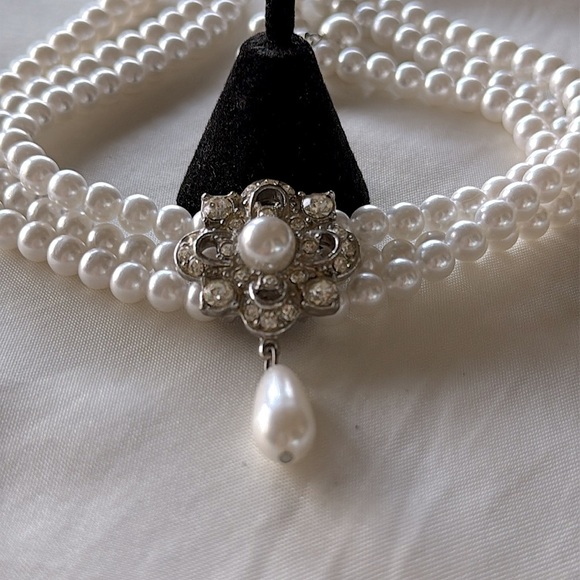 Vintage Hollywood Regency 50s Rhinestone & Pearl Choker Necklace Earrings Set - Picture 7 of 12